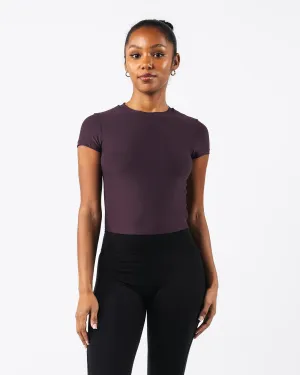 Basics Tee - Black Garnet