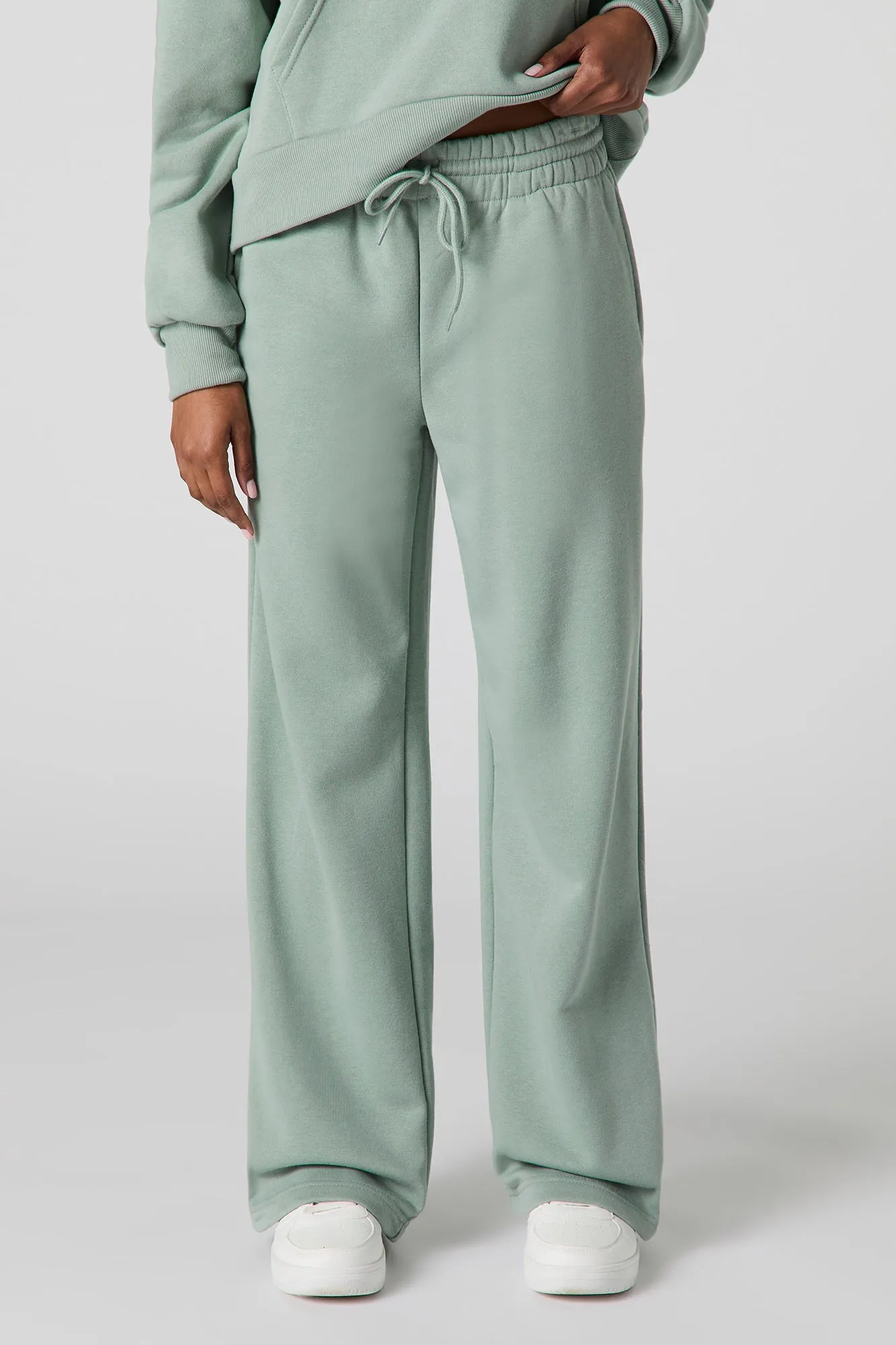 Fleece Wide Leg Sweatpant
