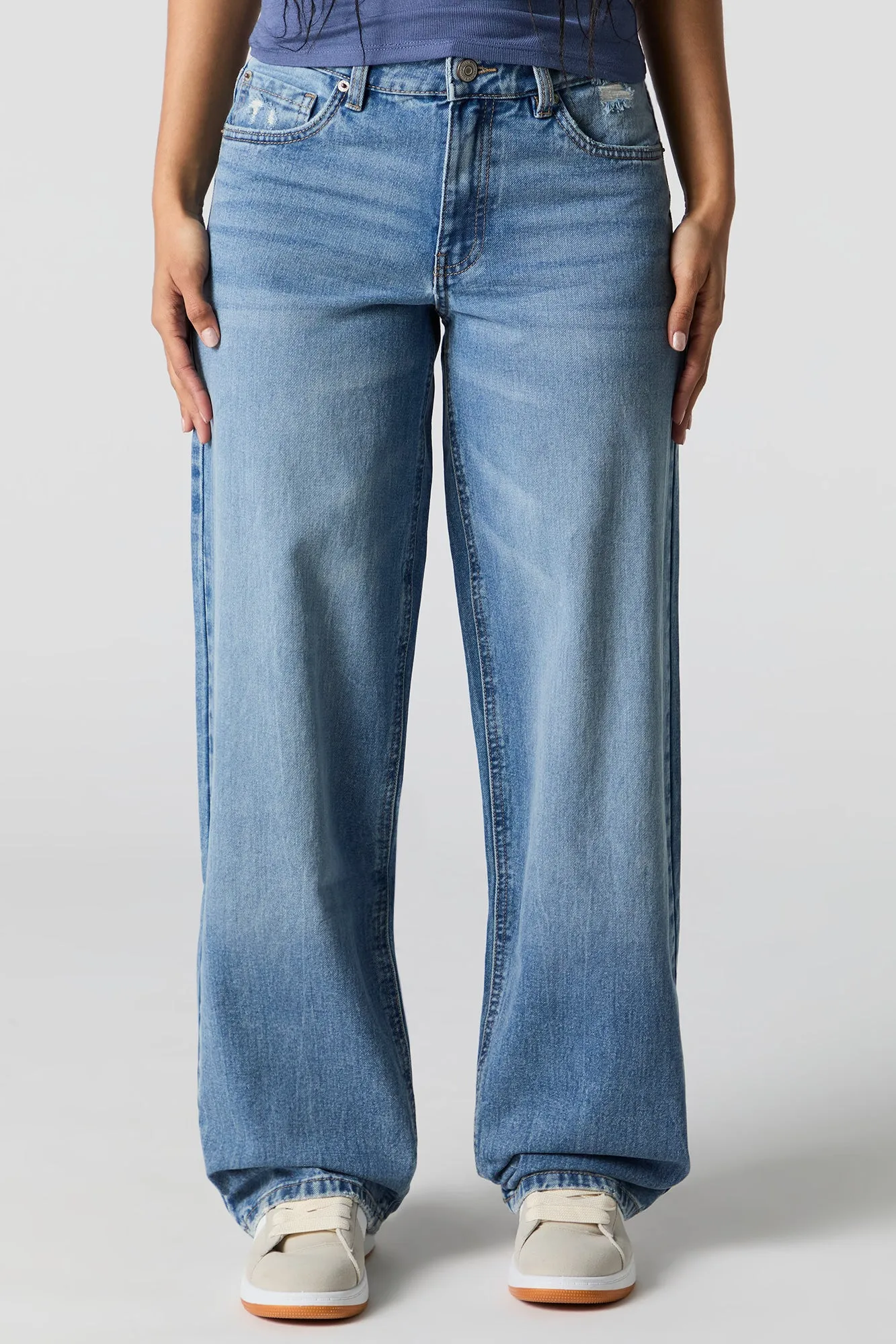 Jean rigide baggy d'aspect usé à taille basse avec poches