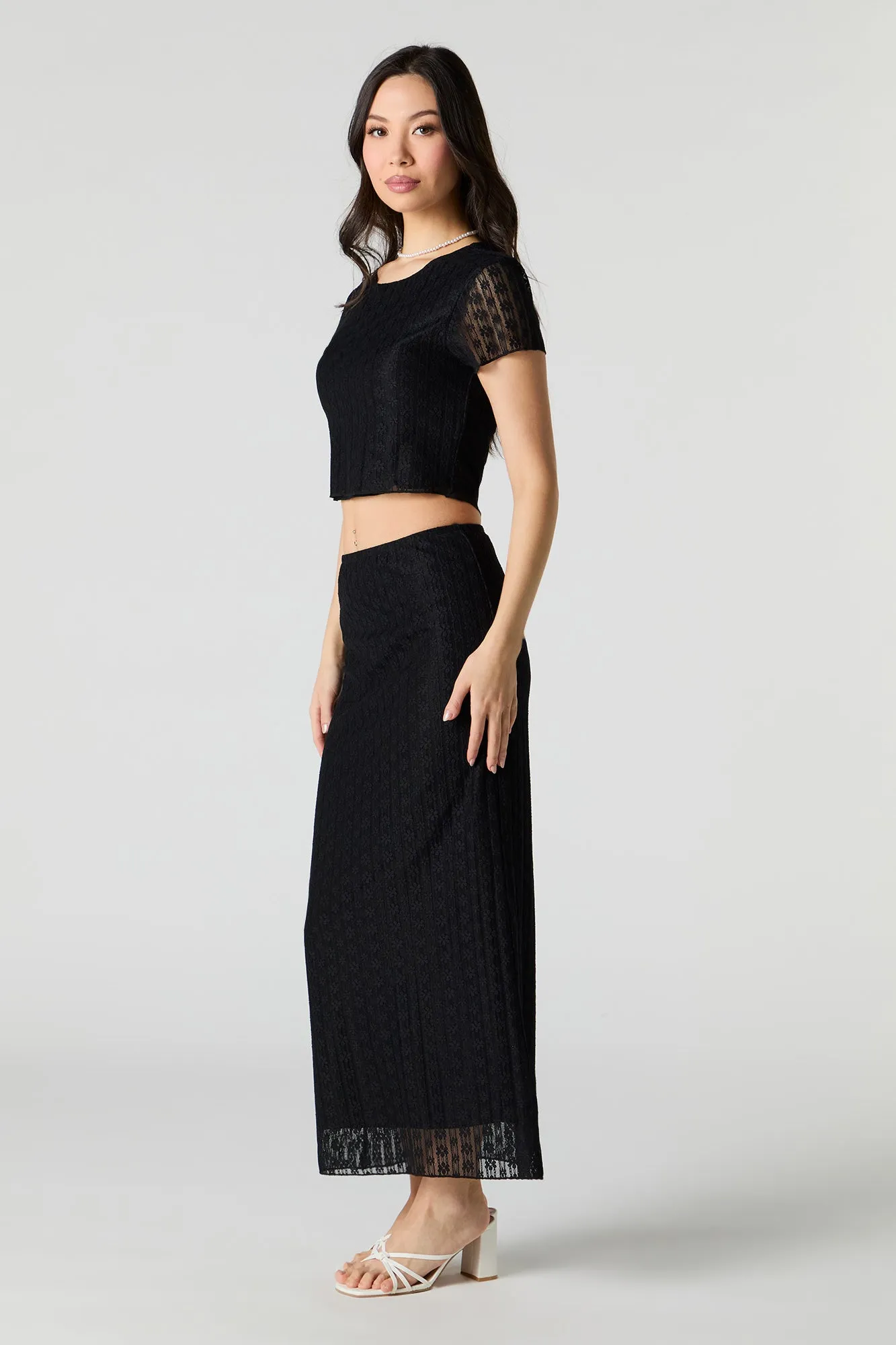 Jupe maxi en dentelle fleurie