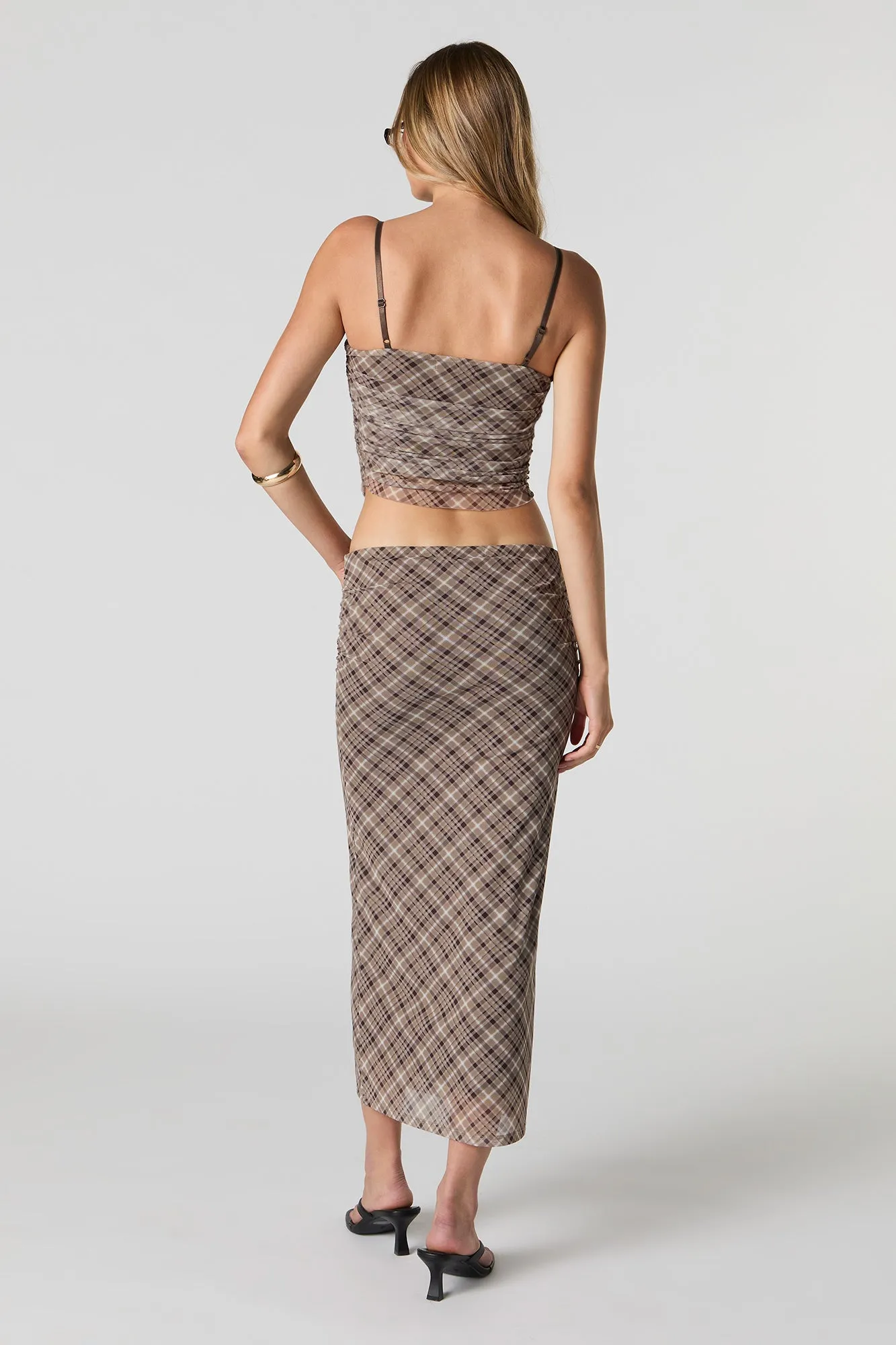 Jupe midi ruchée en filet