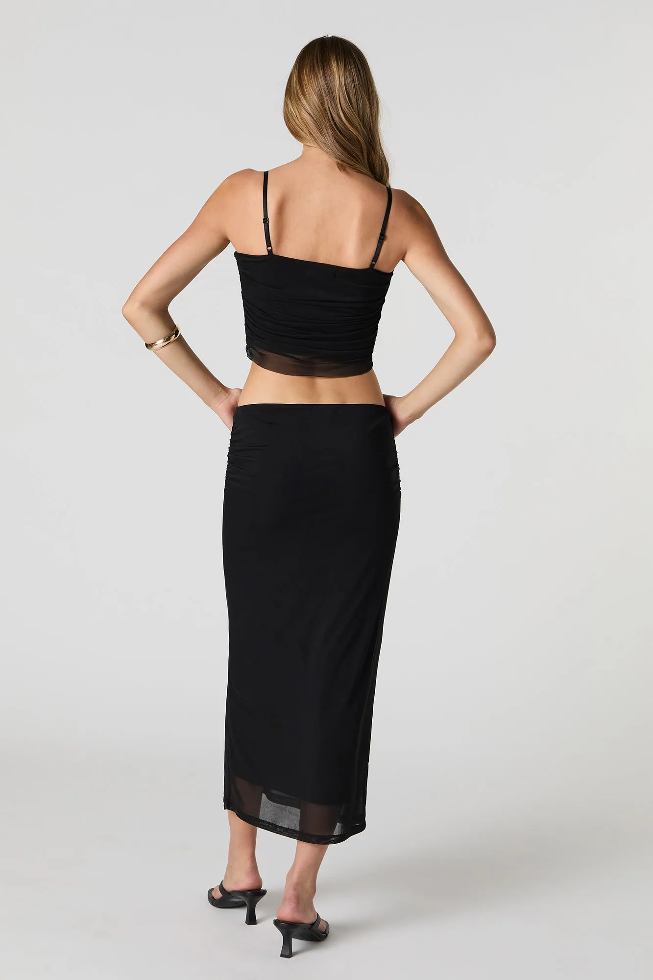 Jupe midi ruchée en filet