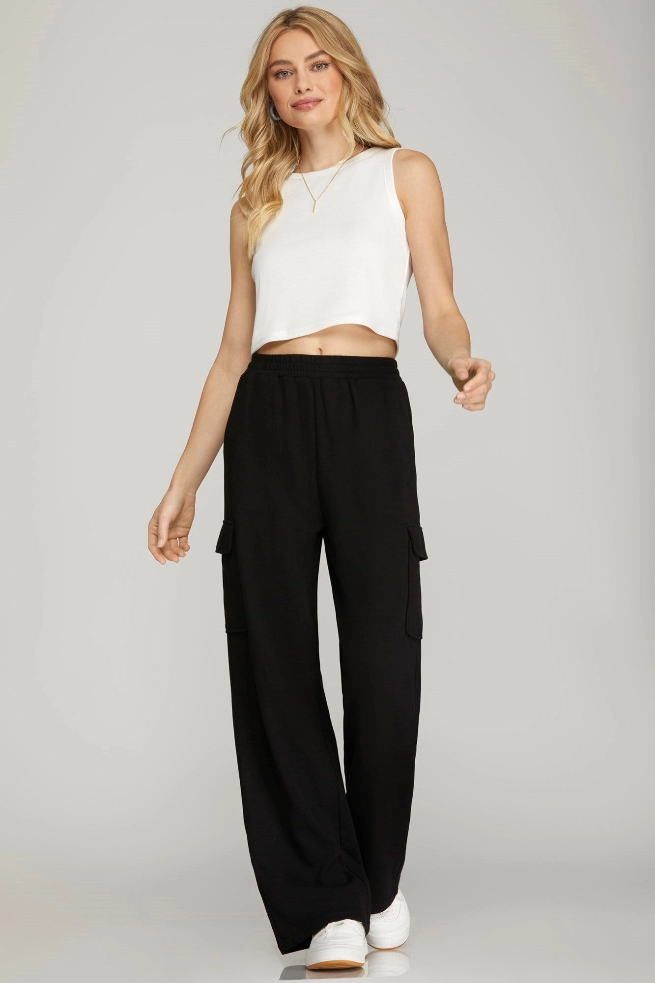 Knit Cargo Pants With Pockets And Waist Elastic