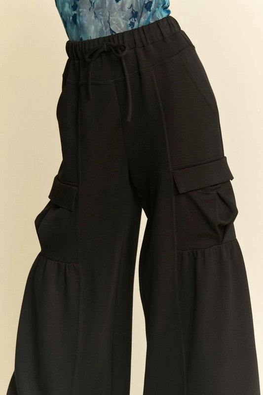 Solid Cargo Pockets Wide Open Pull On Pants