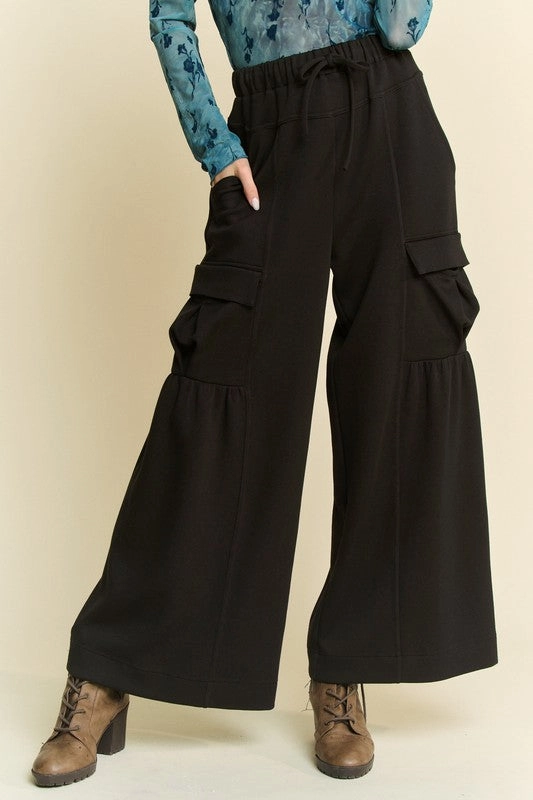 Solid Cargo Pockets Wide Open Pull On Pants