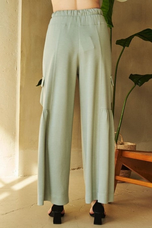 Solid Cargo Pockets Wide Open Pull On Pants
