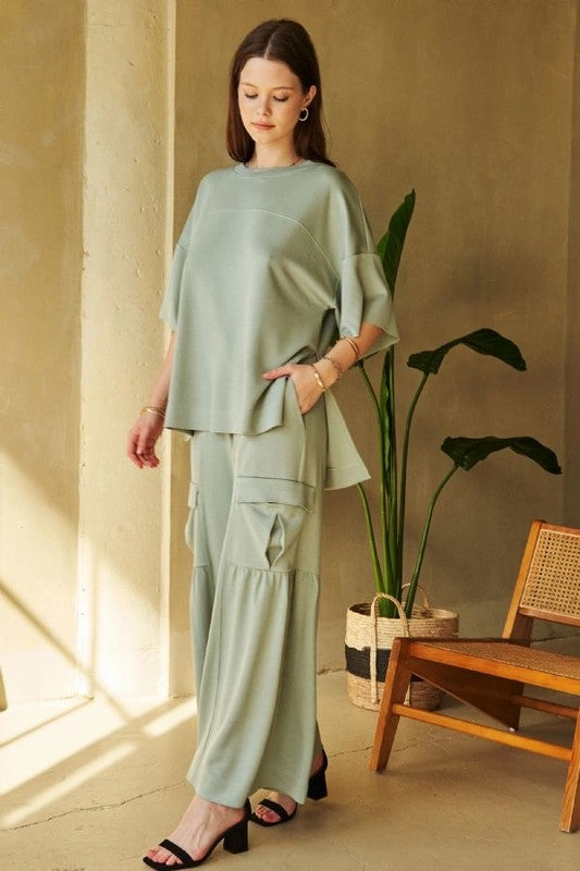 Solid Cargo Pockets Wide Open Pull On Pants