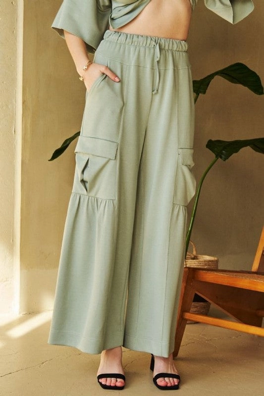 Solid Cargo Pockets Wide Open Pull On Pants